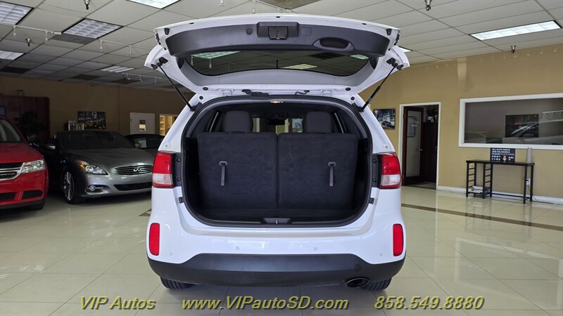 Used 2014 Kia Sorento LX FWD image 9