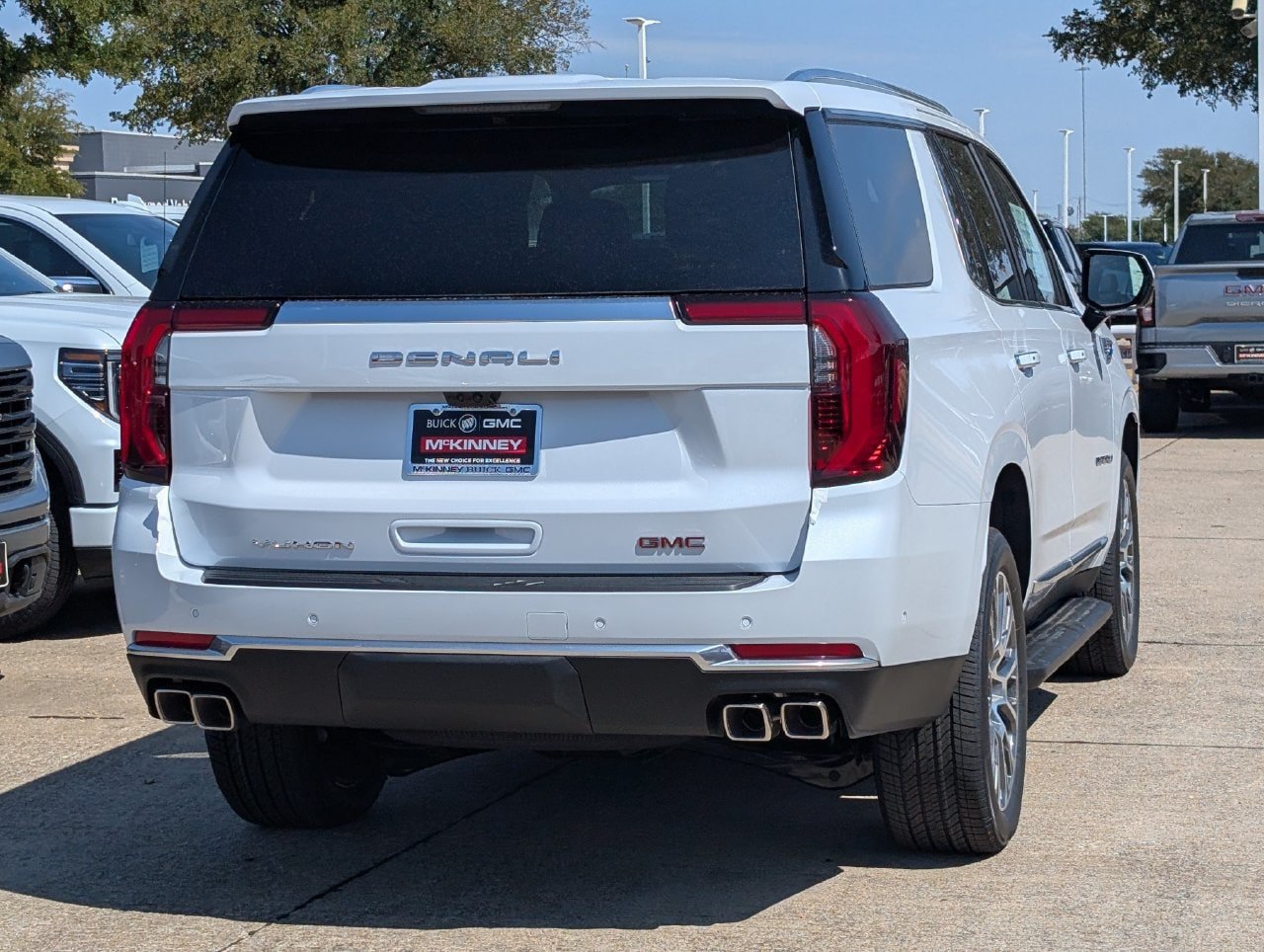 New 2027 GMC Yukon Denali w/ Advanced Technology Package AWD/4WD image 4