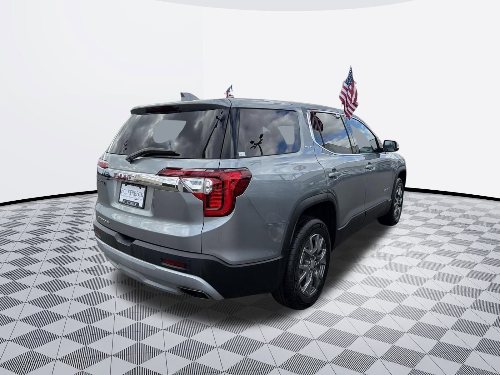 Certified 2023 GMC Acadia SLE image 5