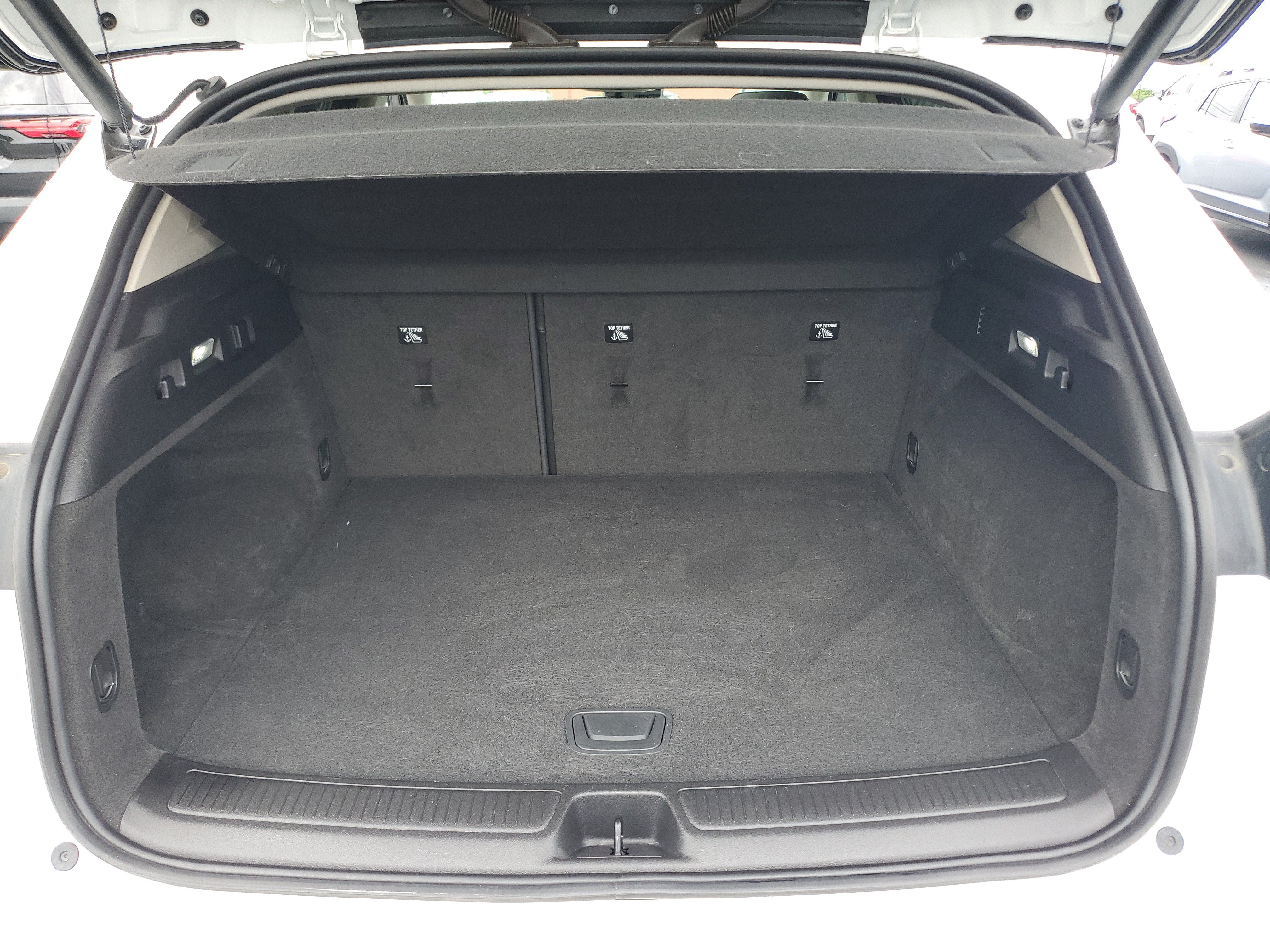Used 2022 Buick Envision Essence w/ Technology Package I FWD image 8
