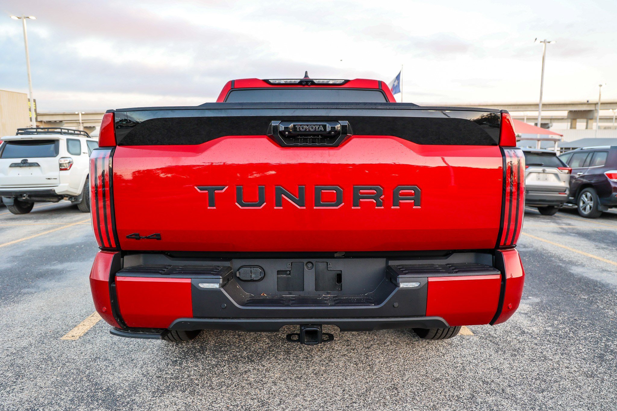Used 2026 Toyota Tundra Platinum AWD/4WD image 8