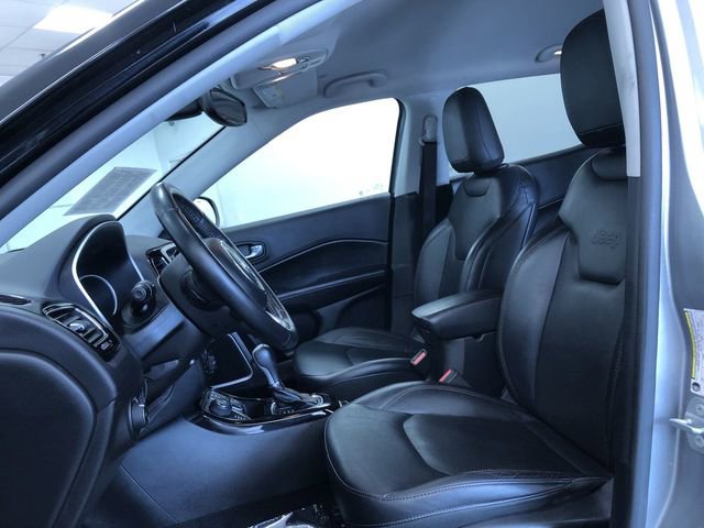 Used 2017 Jeep Compass Limited image 19