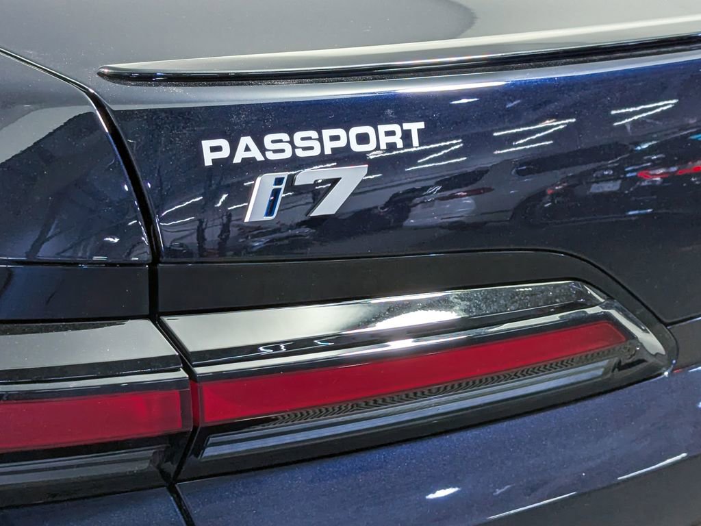 New 2026 BMW i7 xDrive60 image 6