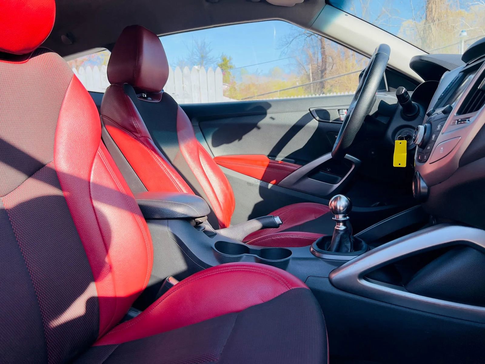 Used 2014 Hyundai Veloster Turbo R-Spec image 14