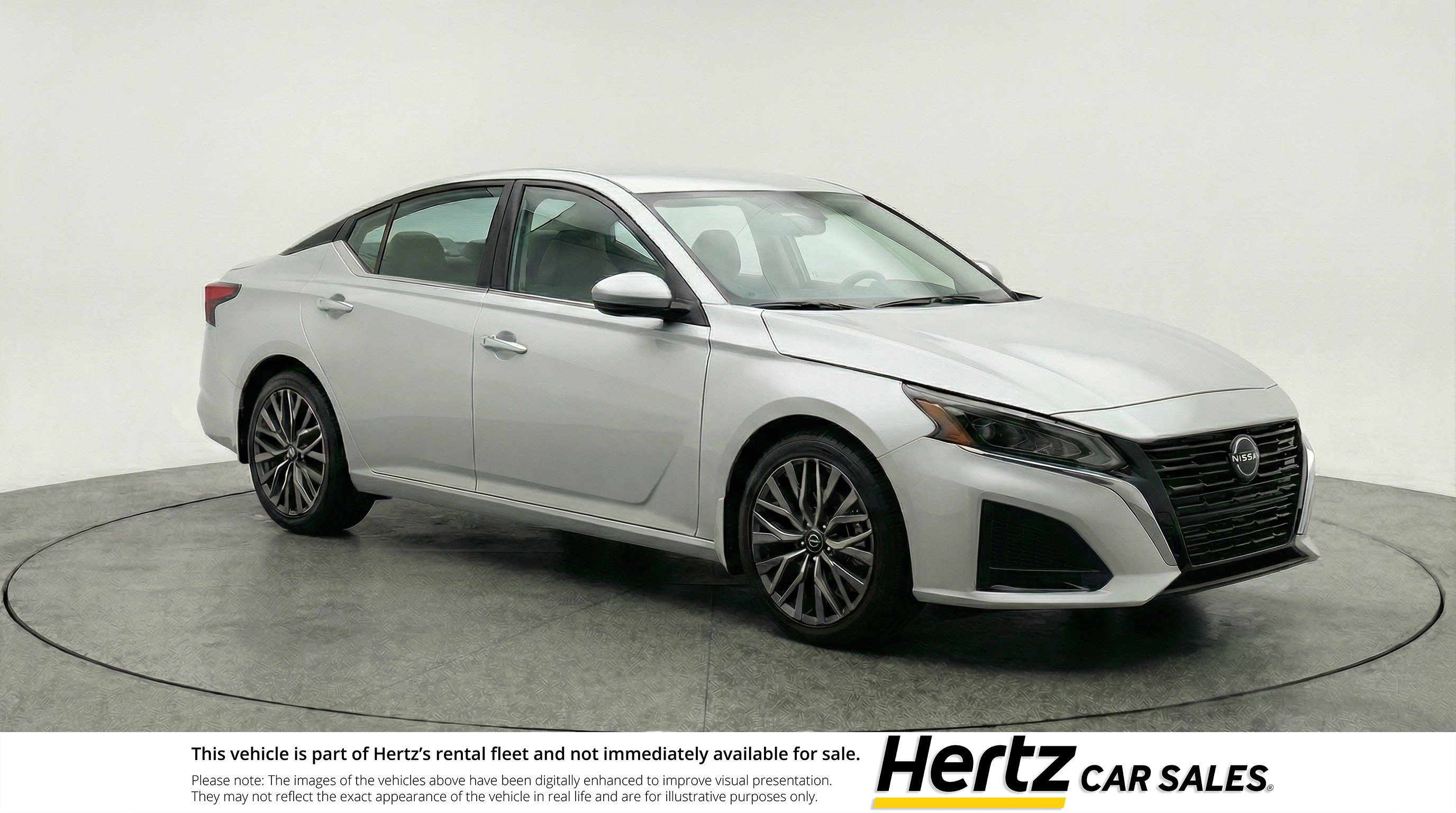 Used 2025 Nissan Altima 2.5 SV FWD image 1