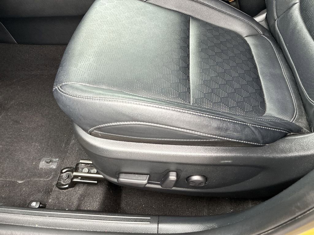Used 2021 Kia Seltos SX image 12