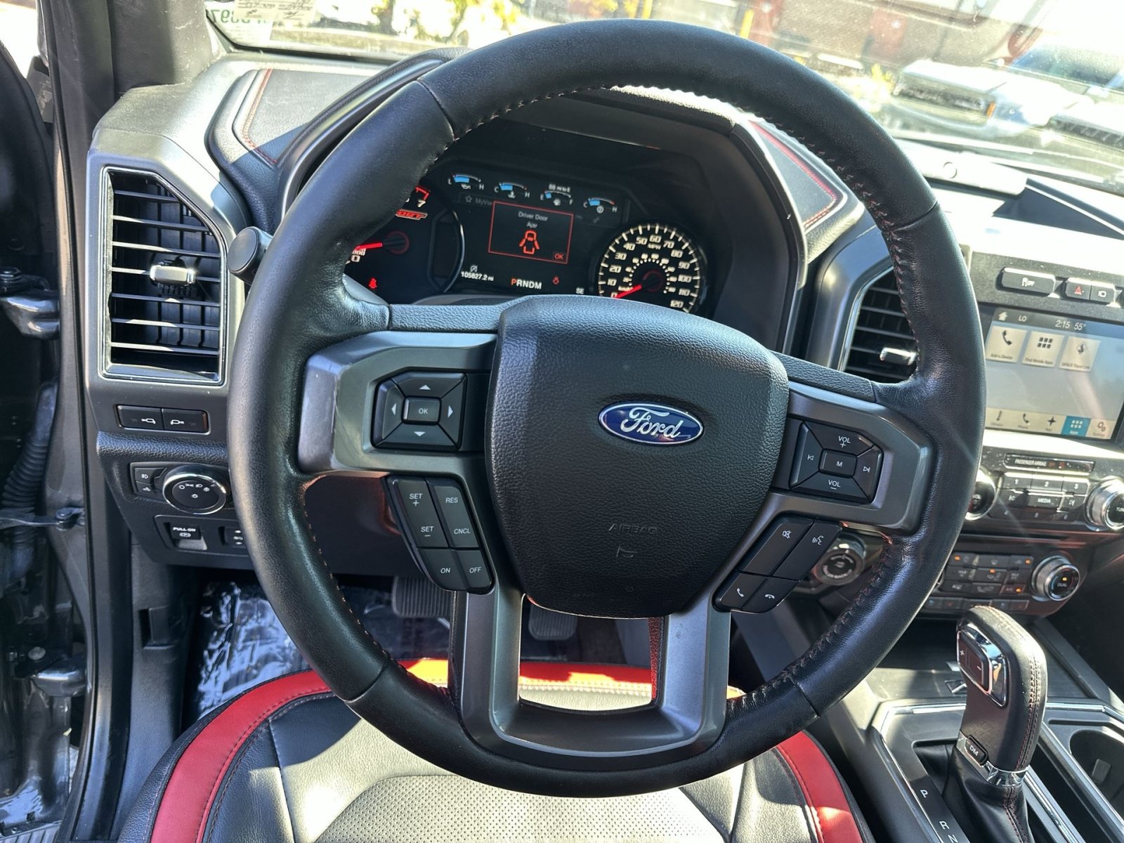 Used 2018 Ford F150 Lariat w/ Equipment Group 502A Luxury AWD/4WD image 17