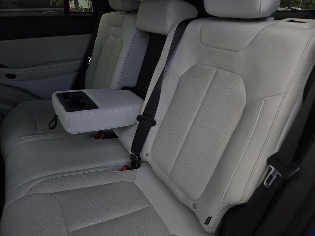New 2026 Jeep Cherokee Laredo AWD/4WD image 11