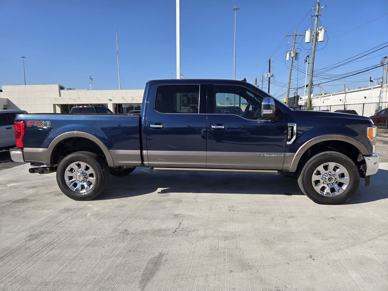 Used 2019 Ford F250 King Ranch w/ King Ranch Ultimate Package image 3
