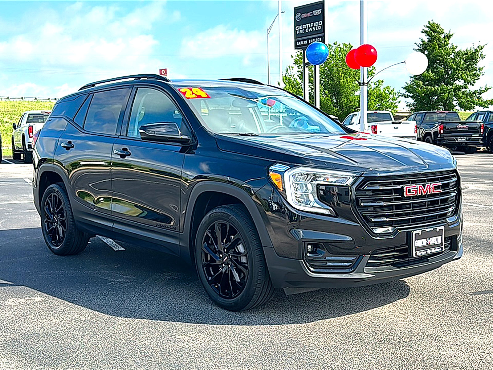 Used 2024 GMC Terrain SLT w/ Elevation Edition AWD/4WD image 10