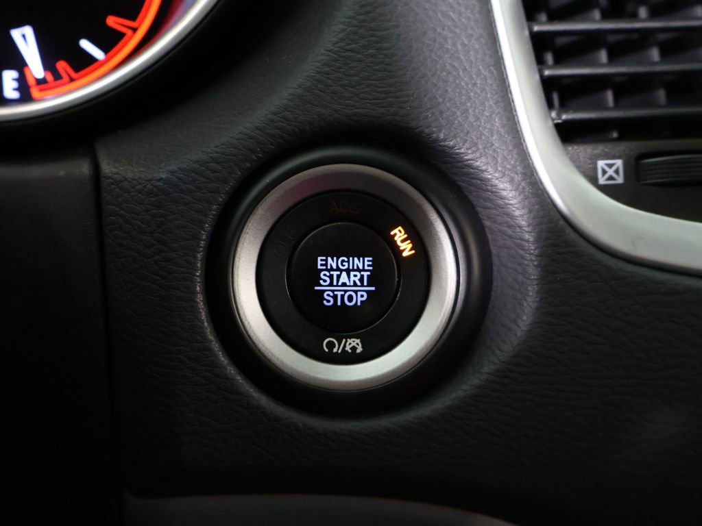 Used 2019 Dodge Durango SXT image 41