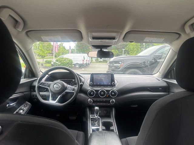 Used 2023 Nissan Sentra SV FWD image 21