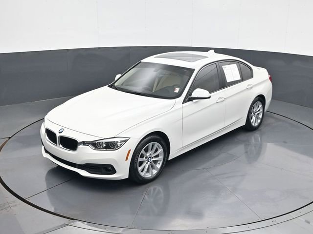 Used 2018 BMW 320i Sedan RWD image 13