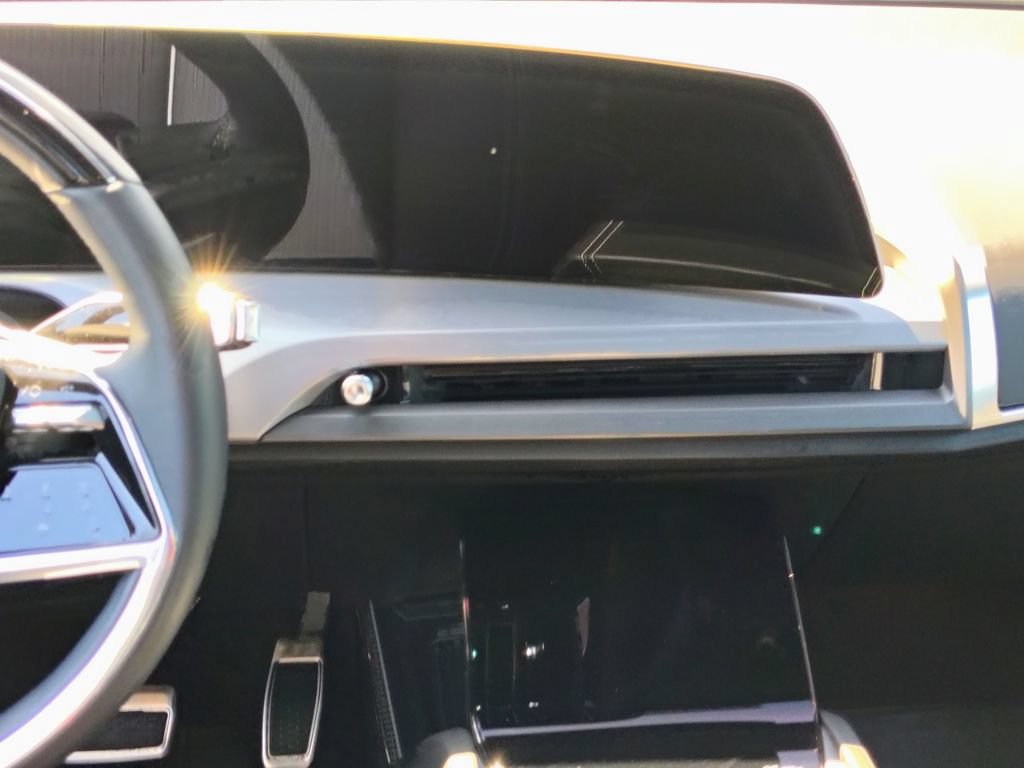 Used 2026 Cadillac Vistiq Sport w/ LPO, Floor Liner Package AWD/4WD image 43