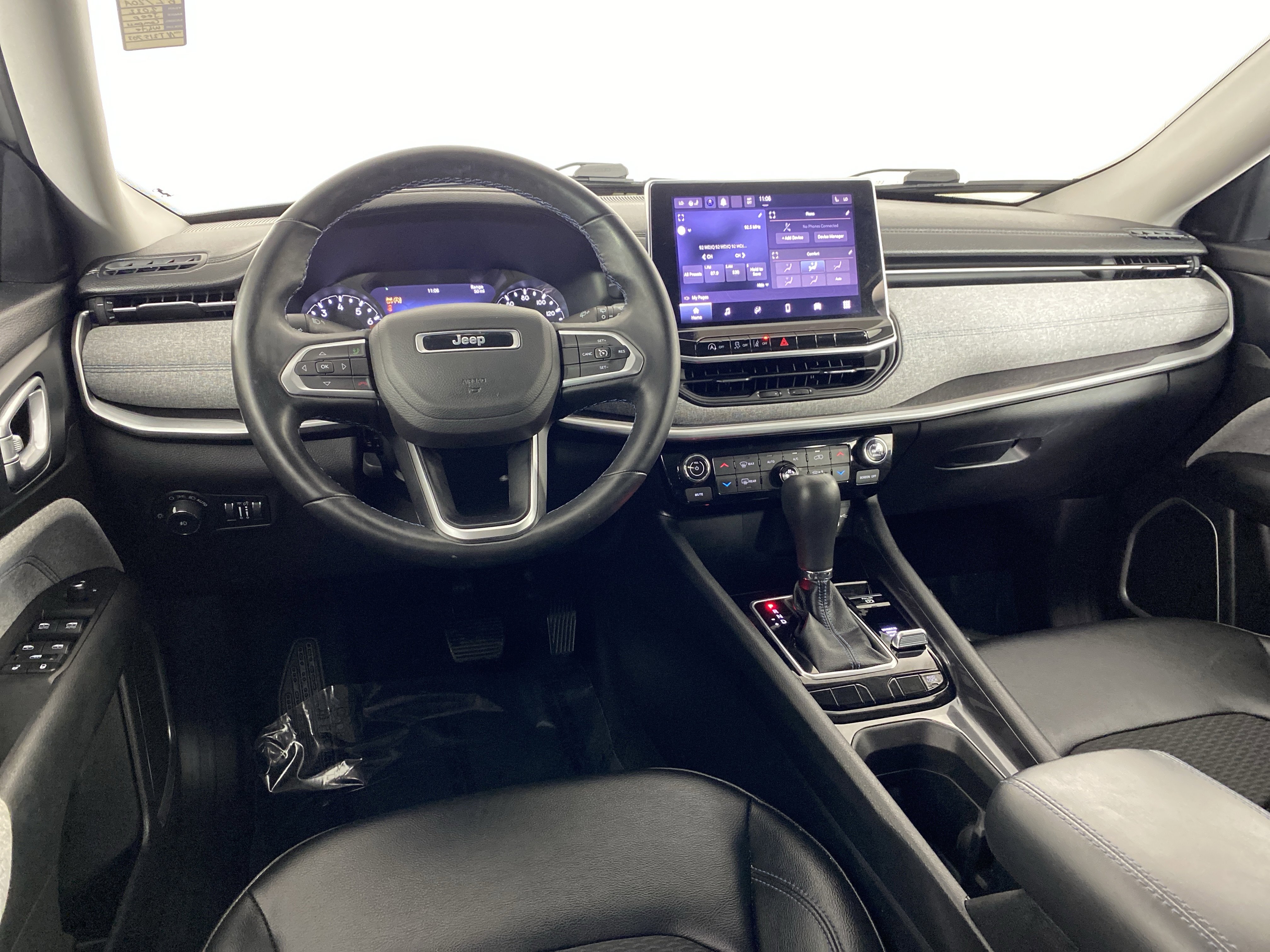 Used 2022 Jeep Compass Latitude w/ Convenience Group image 19