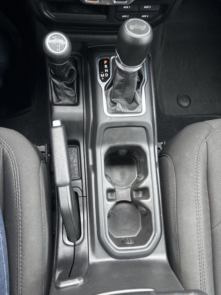 Used 2023 Jeep Wrangler Unlimited w/ Cold Weather Group image 33