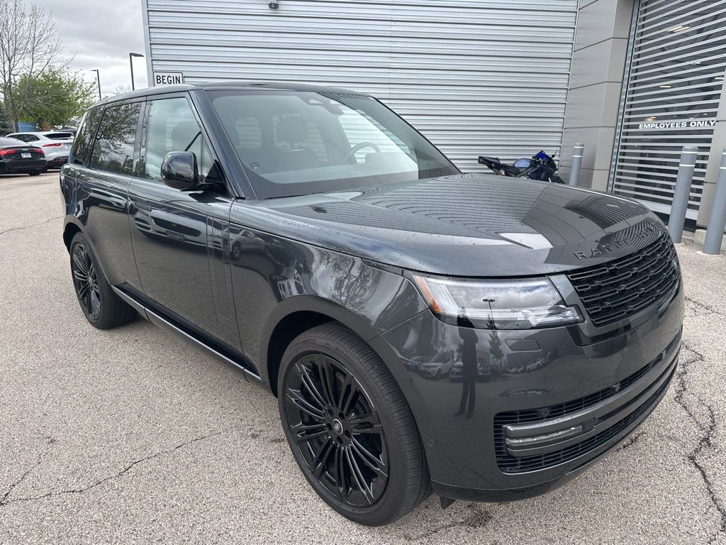 Used 2025 Land Rover Range Rover SE AWD/4WD image 7