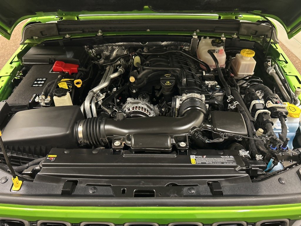 Used 2025 Jeep Gladiator Sport image 12