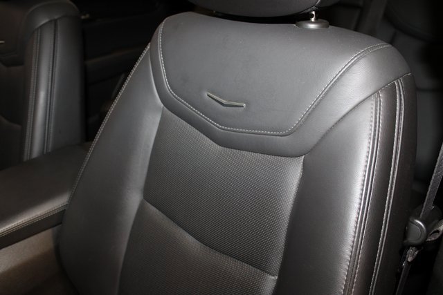 Certified 2022 Cadillac XT5 Premium Luxury image 9