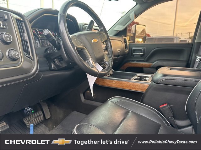 Used 2017 Chevrolet Silverado 2500 High Country w/ Duramax Plus Package image 19