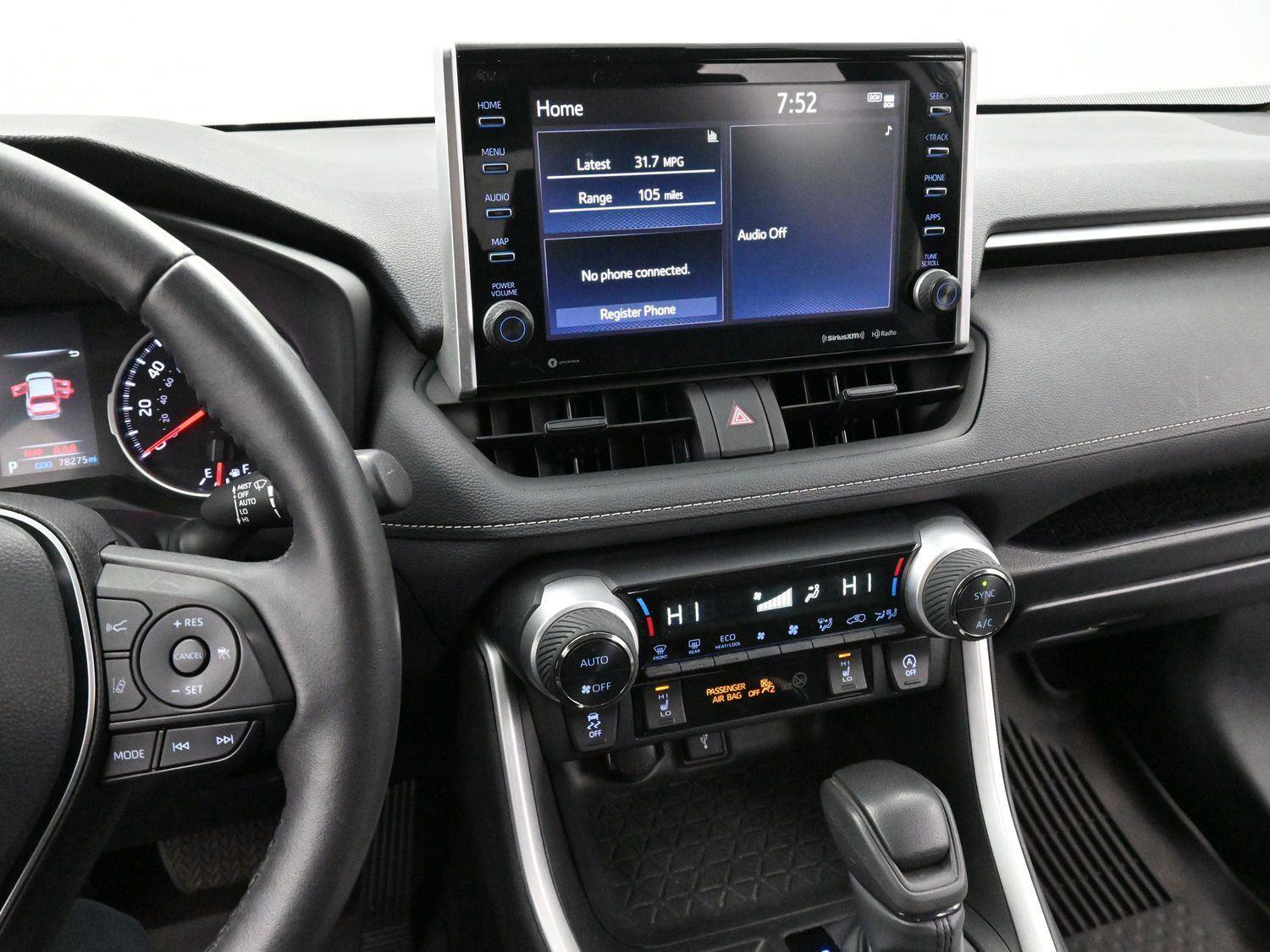 Used 2022 Toyota RAV4 XLE w/ Convenience Package image 21