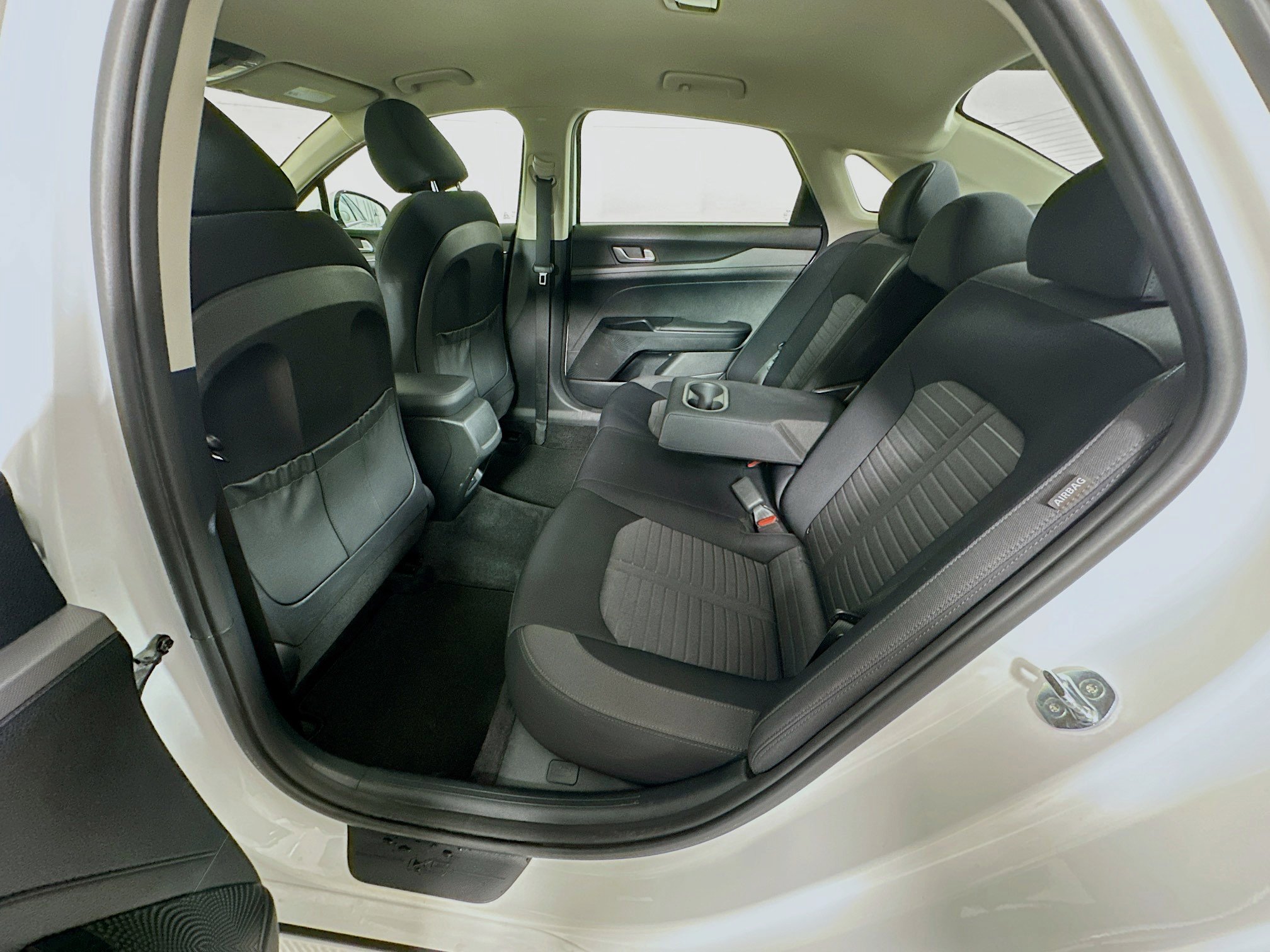 Used 2025 Kia K5 LXS image 28