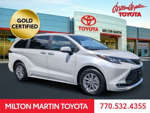Certified 2024 Toyota Sienna XLE FWD video 1