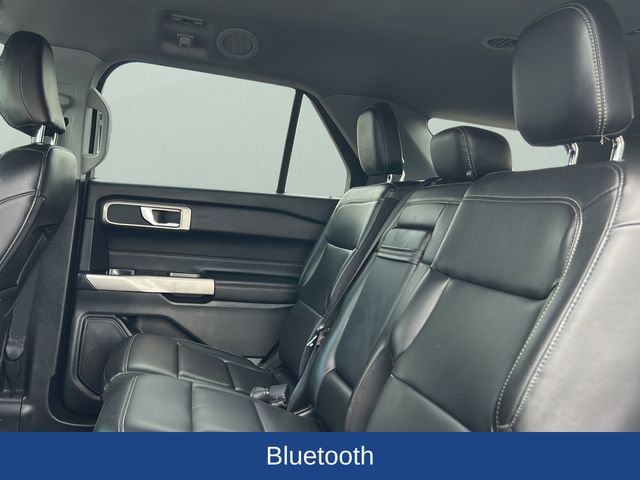 Used 2023 Ford Explorer XLT w/ Equipment Group 202A AWD/4WD image 16
