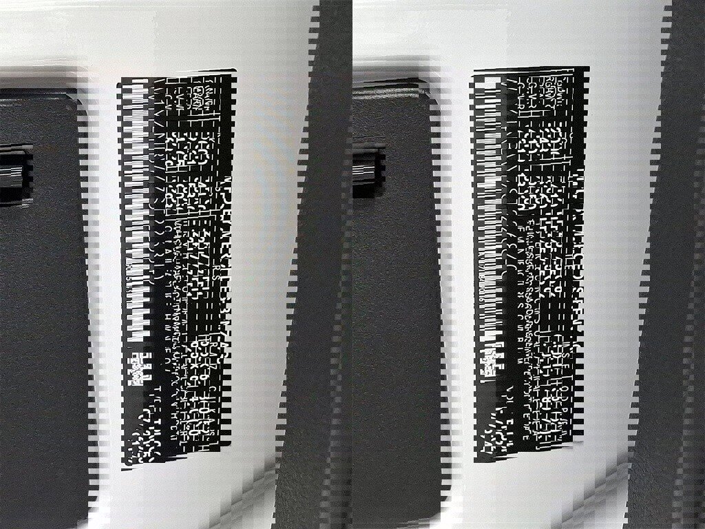 New 2025 Mercedes-Benz Sprinter 2500 image 17