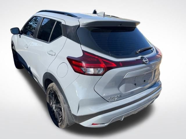 Used 2024 Nissan Kicks SR w/ SR Premium Package image 6