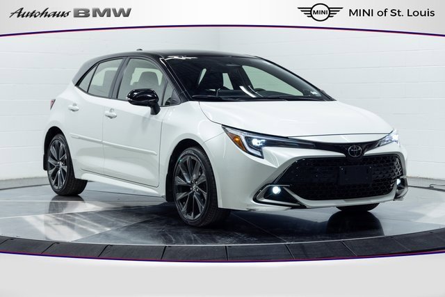 Used 2025 Toyota Corolla XSE image 1