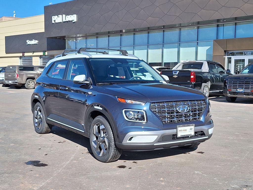 New 2025 Hyundai Venue Limited image 1