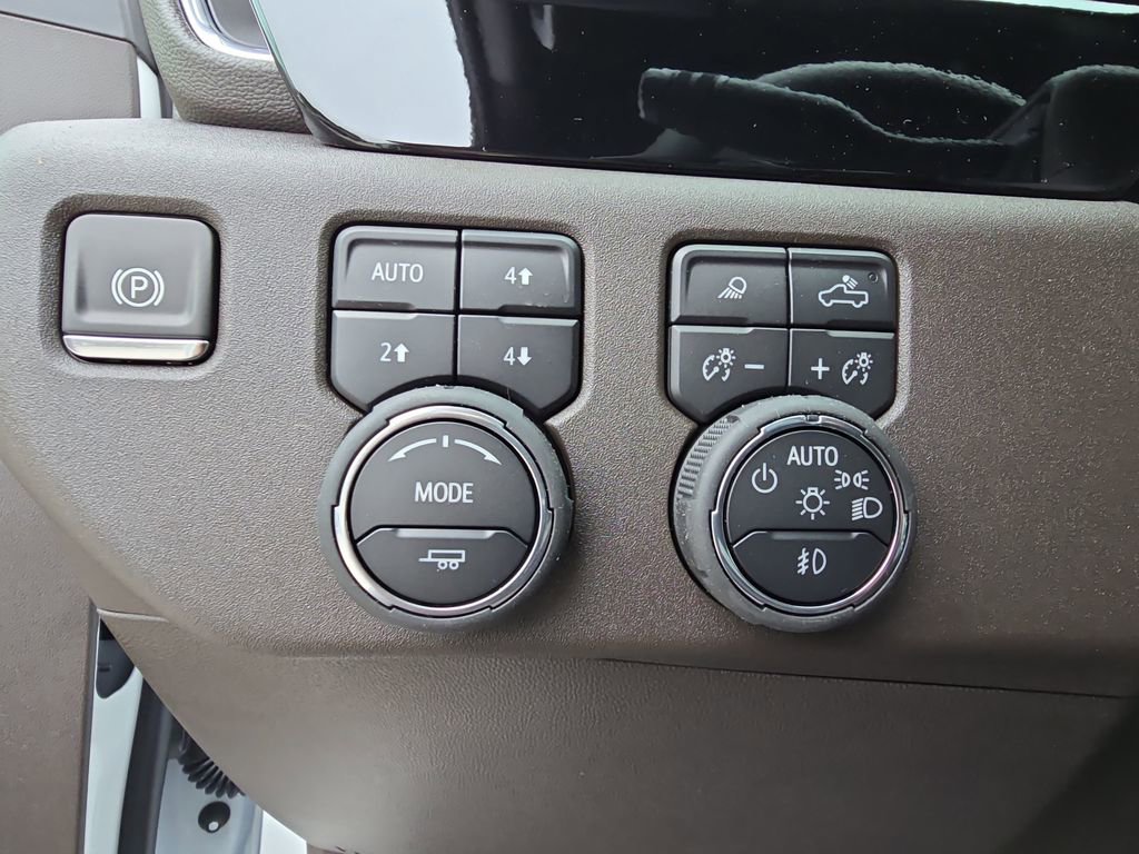 New 2026 Chevrolet Silverado 1500 LTZ w/ LTZ Premium Package image 24