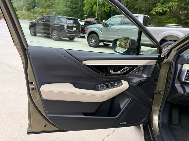 Used 2022 Subaru Outback Limited AWD/4WD image 14