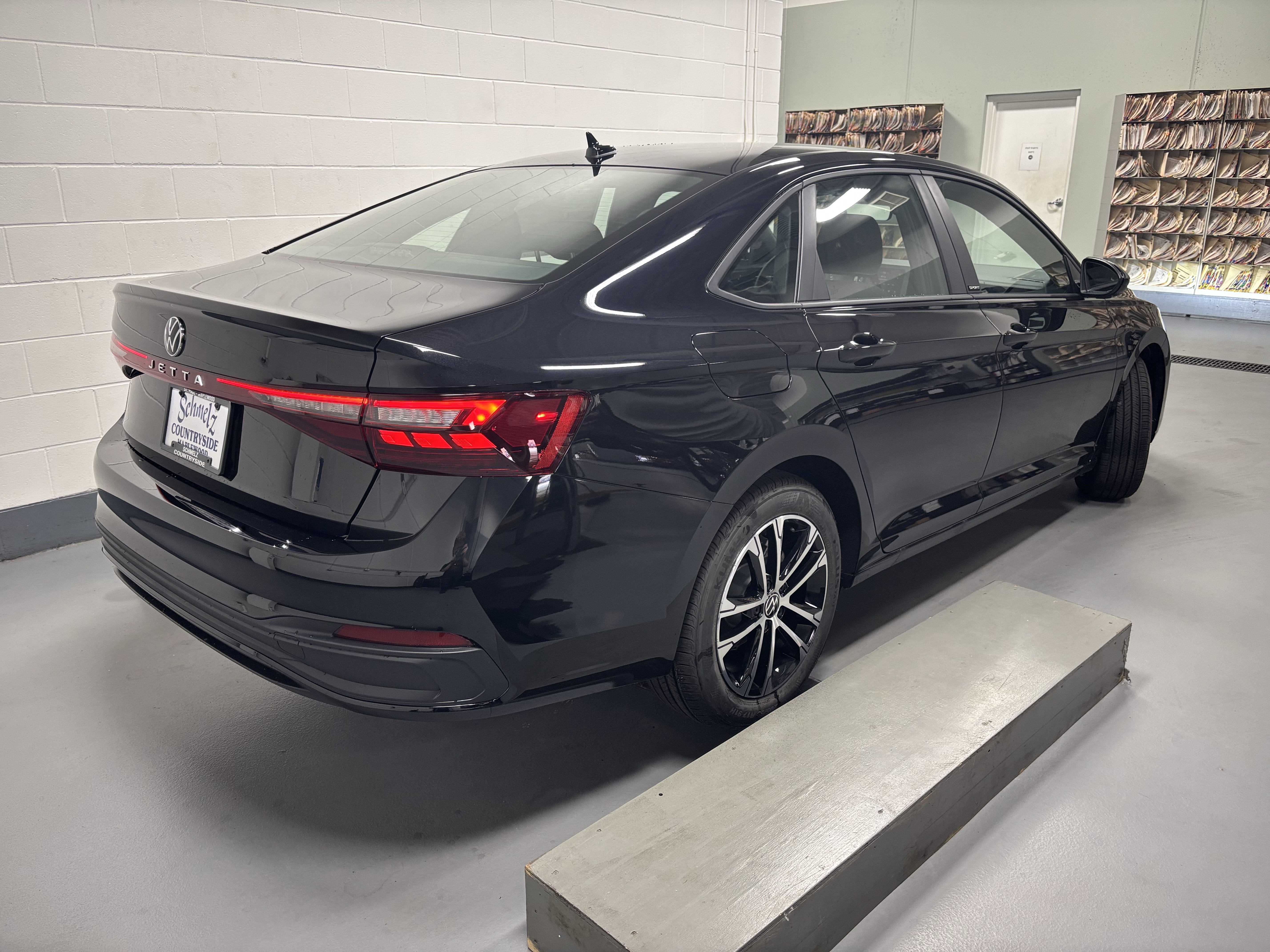 New 2025 Volkswagen Jetta Sport image 8