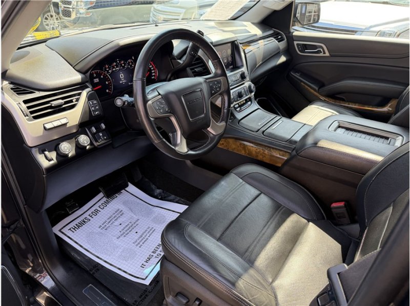 Used 2016 GMC Yukon Denali w/ Open Road Package AWD/4WD image 17