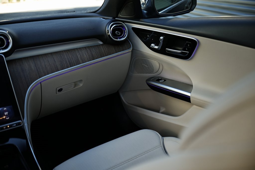 Used 2023 Mercedes-Benz C 300 4MATIC Sedan w/ Exclusive Trim Package image 31