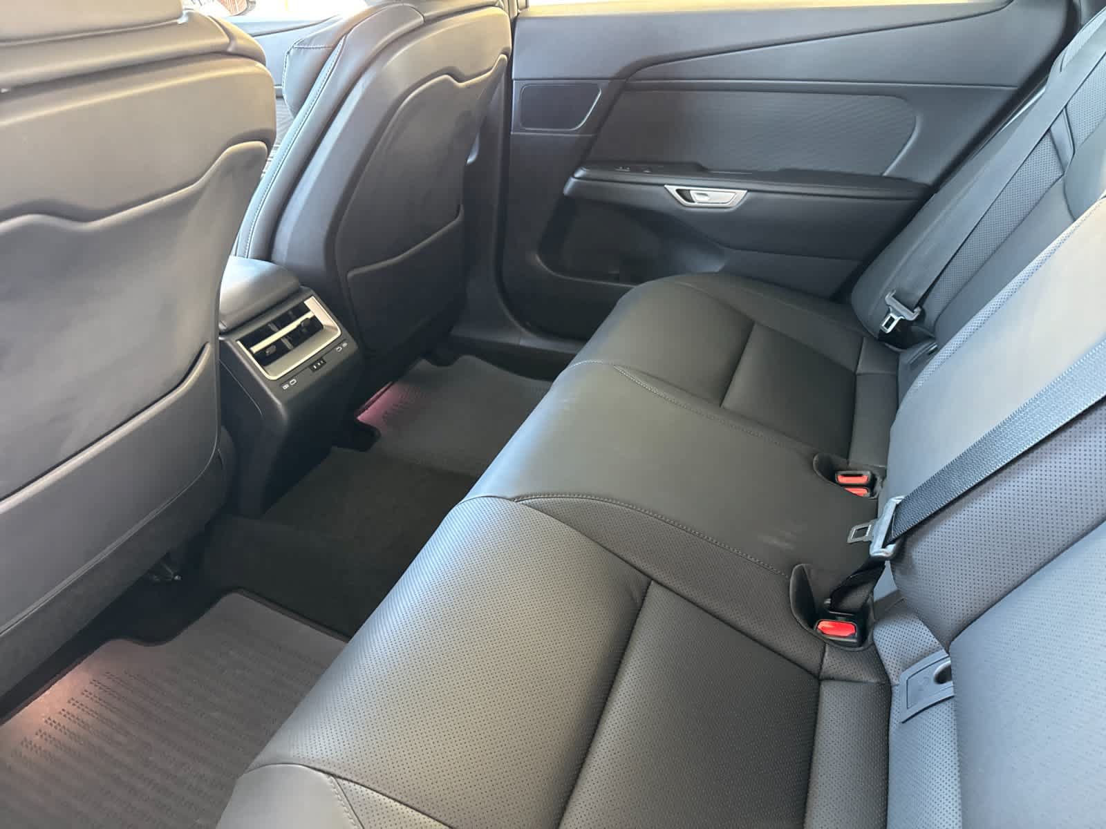 New 2026 Lexus ES 350h FWD image 4