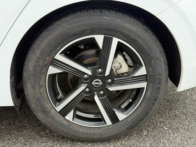 Used 2024 Nissan Sentra SV image 27