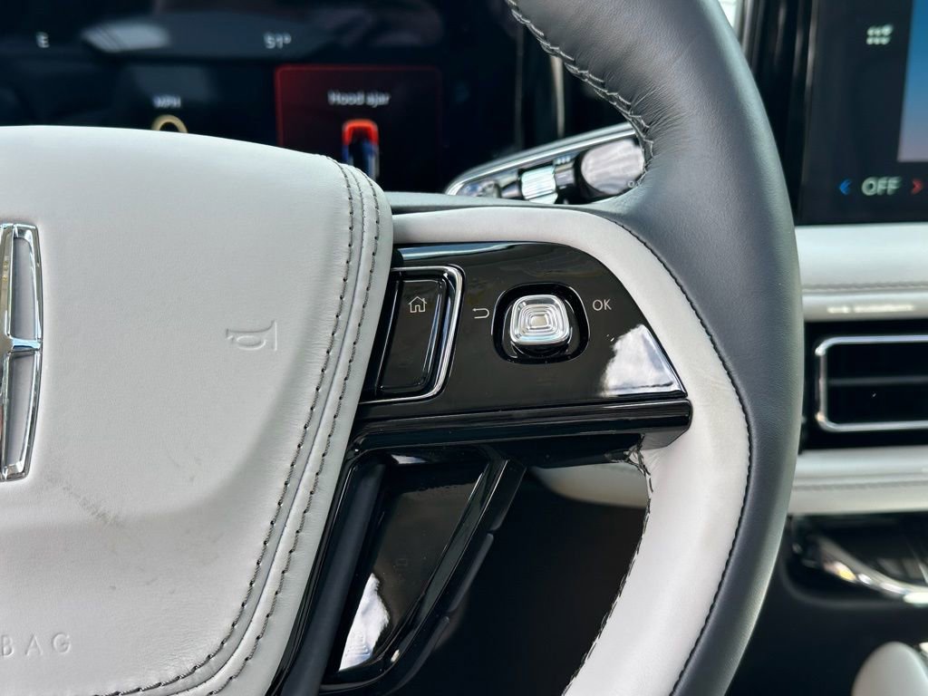 New 2026 Lincoln Aviator Reserve AWD/4WD image 10