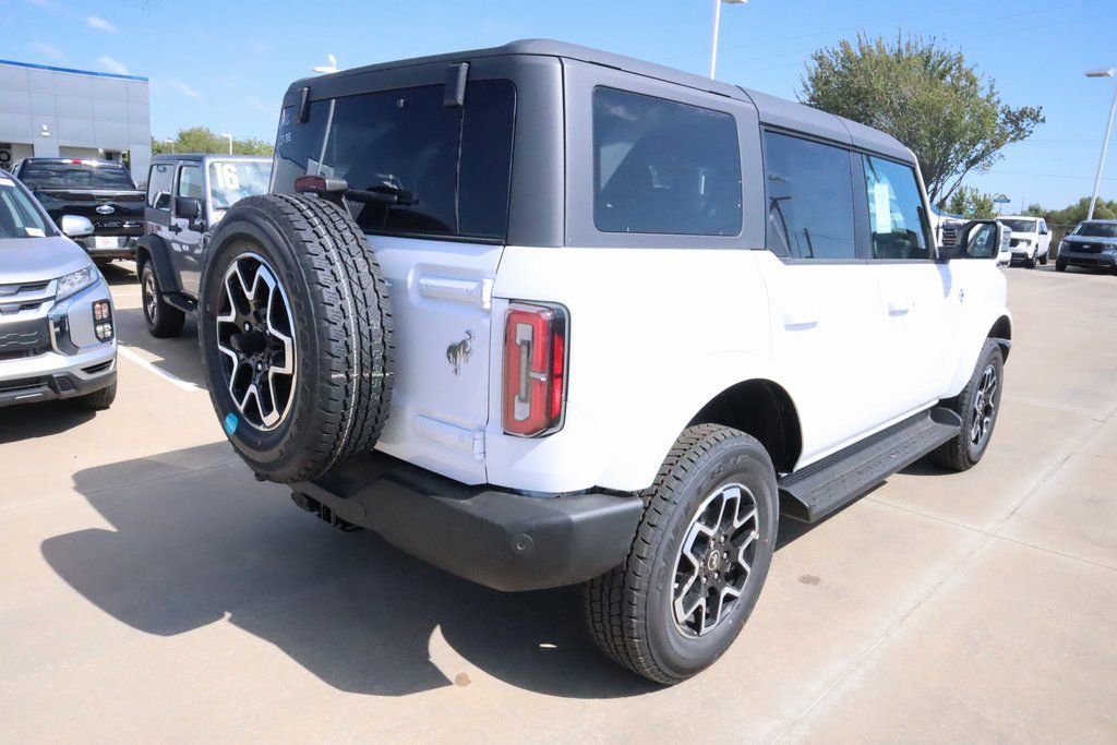 New 2025 Ford Bronco Outer Banks image 21