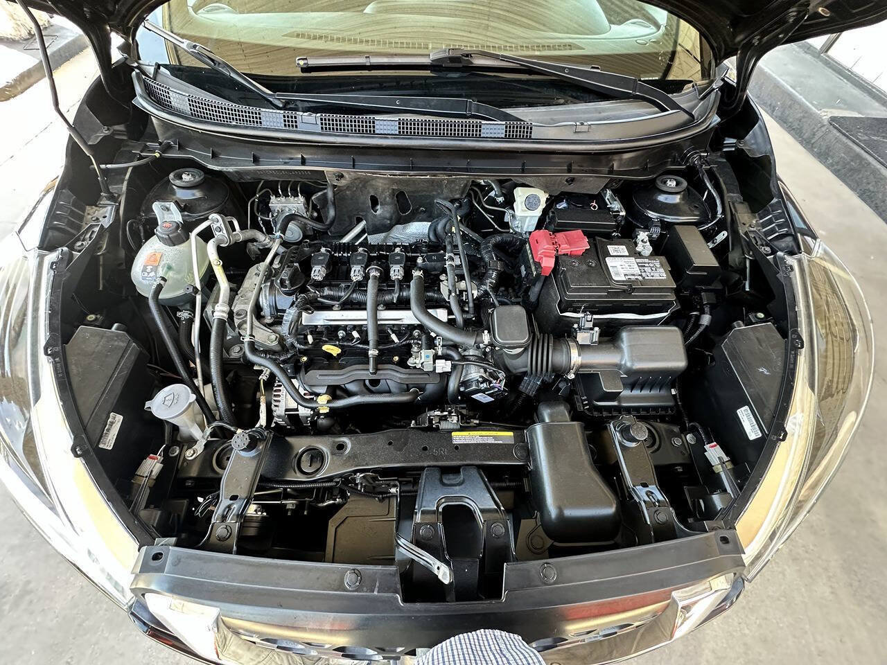 Used 2019 Nissan Kicks S FWD image 12