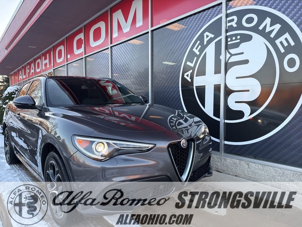 Used 2023 Alfa Romeo Stelvio Ti video 1