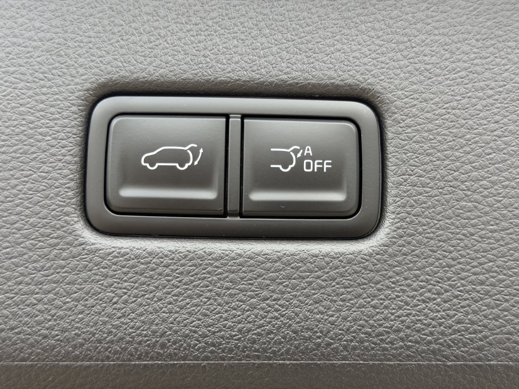 New 2027 Kia Carnival EX FWD image 14