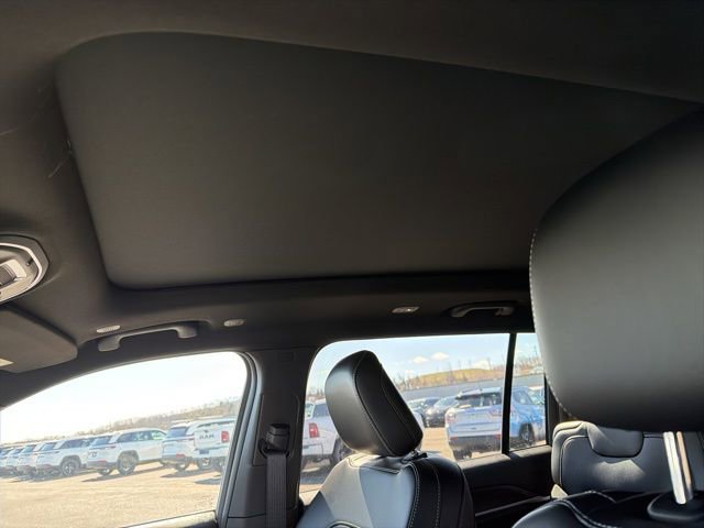 New 2026 Jeep Grand Cherokee L Limited image 20