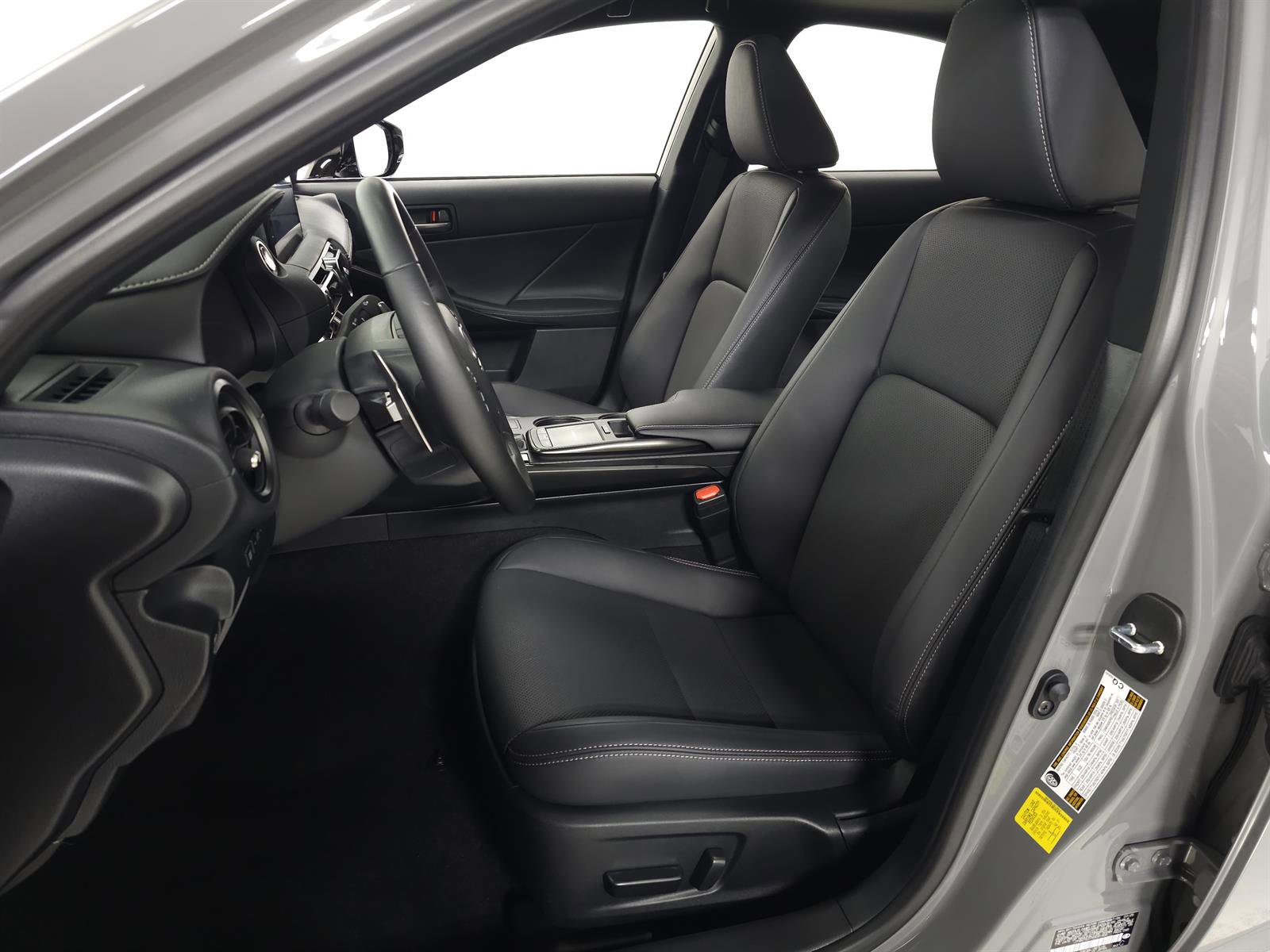 Used 2025 Lexus IS 350 F Sport w/ Navigation Package image 16