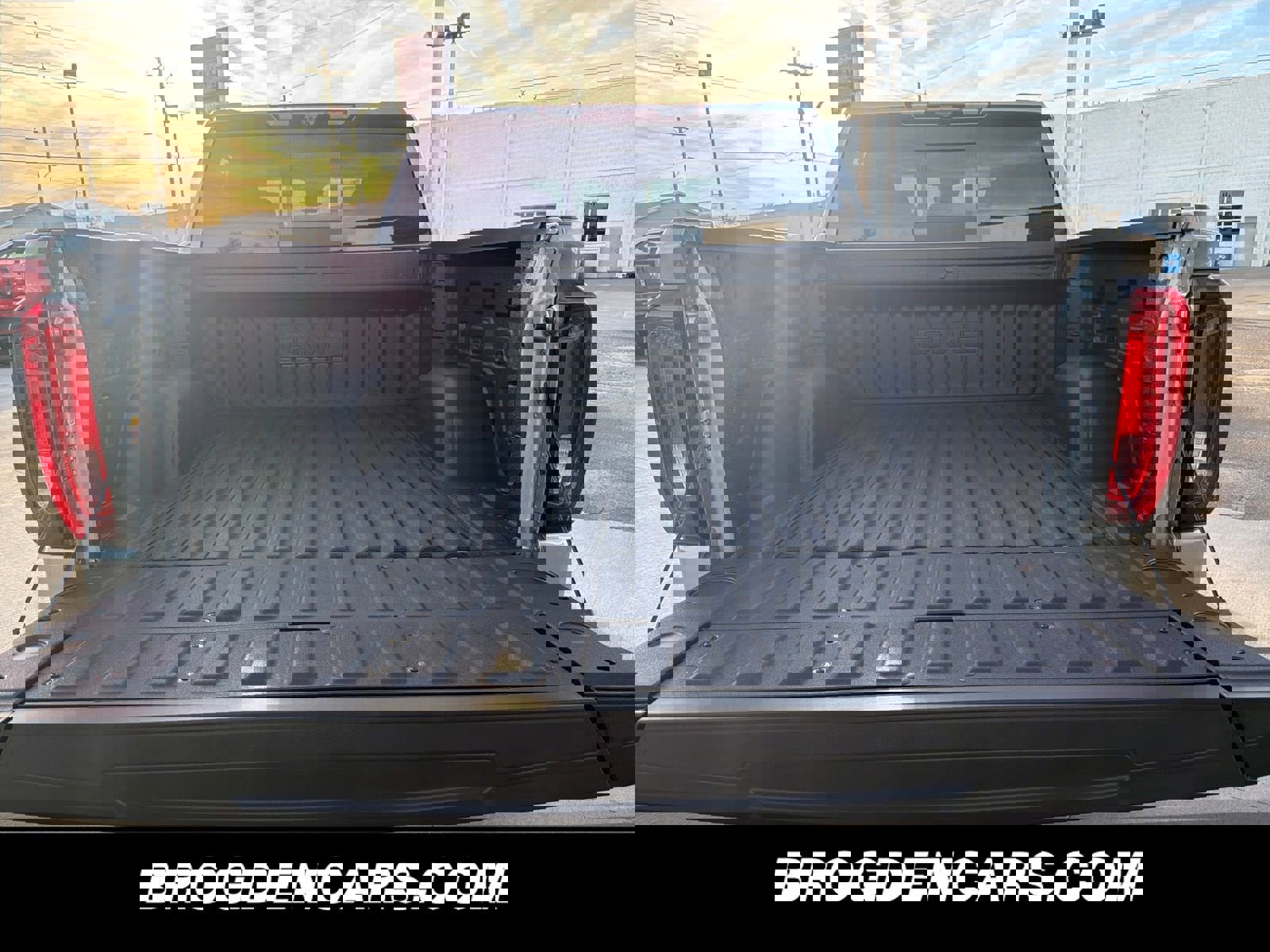 New 2026 GMC Sierra 1500 Denali image 9