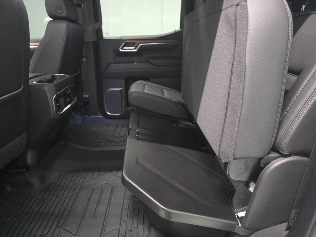 Used 2023 GMC Sierra 1500 Denali AWD/4WD image 17