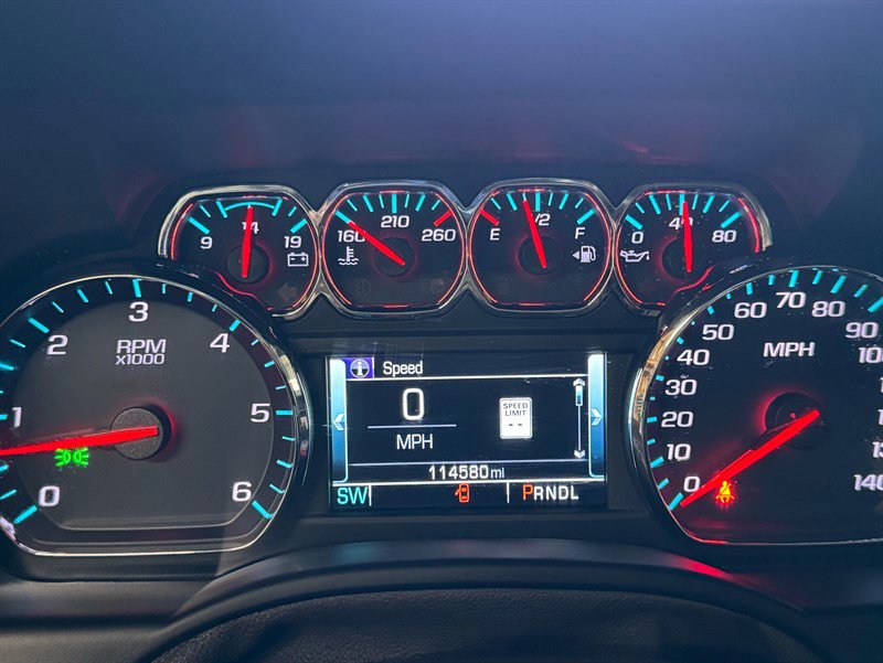 Used 2019 Chevrolet Suburban LT AWD/4WD image 17
