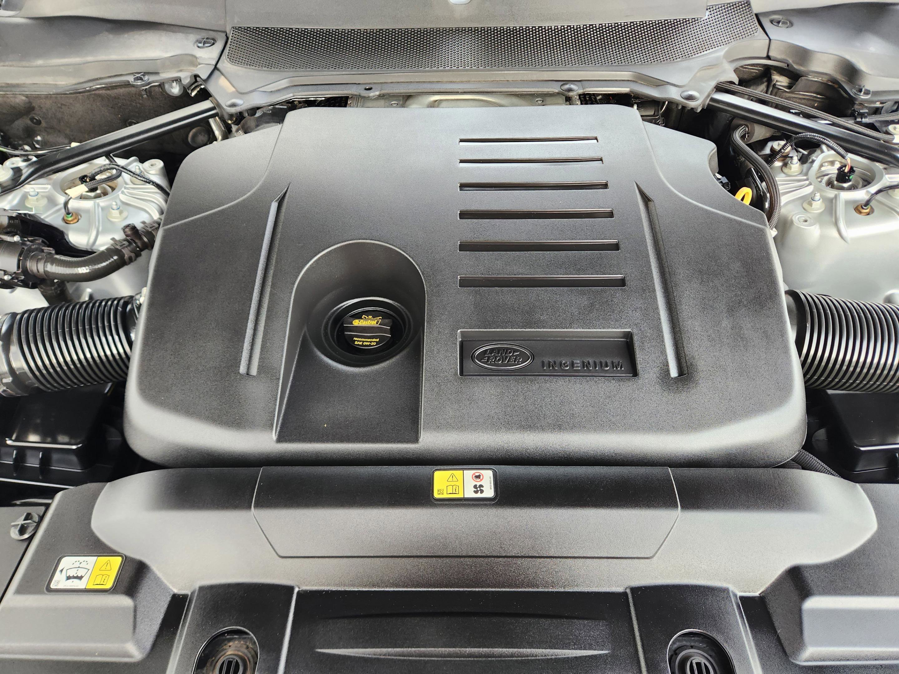 Used 2020 Land Rover Range Rover Sport HST AWD/4WD image 28